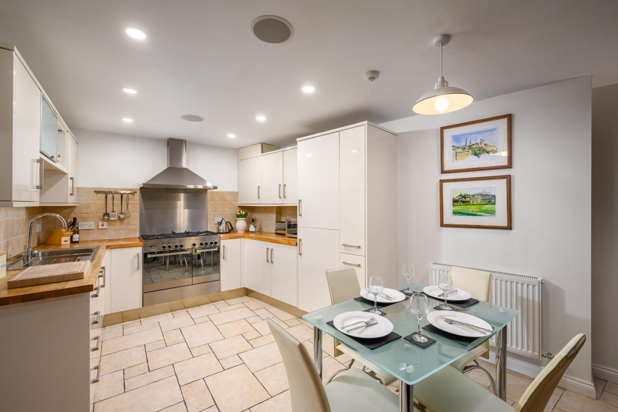 Stylish & Central 2Br Stockbridge Gem Edinburgh Bagian luar foto